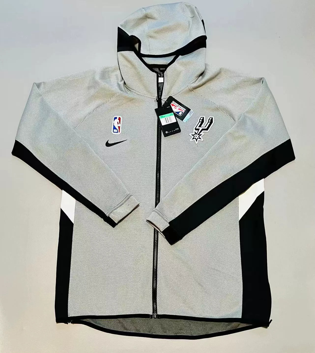 Nike Men's San Antonio Spurs Player Edition GAME ISSUED Warm Up Jacket - Grey