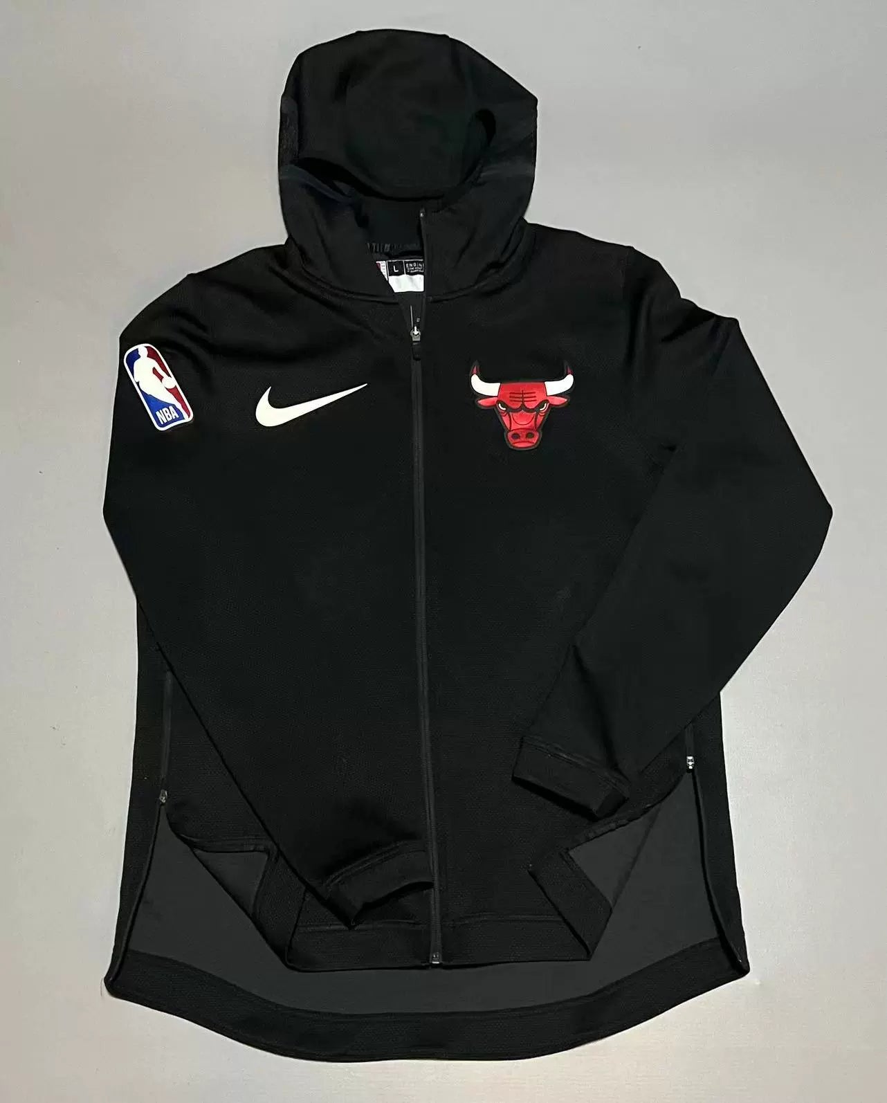 Nike Men's Chicago Bulls Player Edition GAME USED Warm Up Jacket - Black