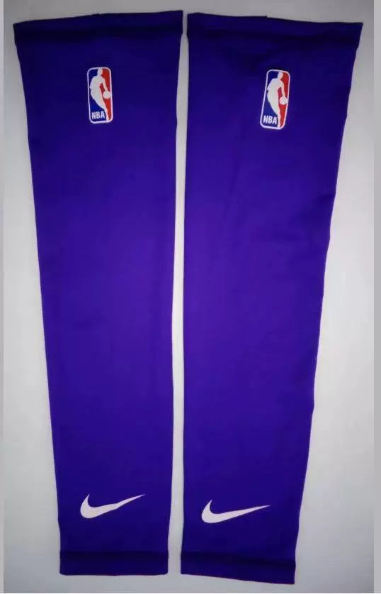 Nike NBA ISSUED Los Angeles Lakers 2.0 Performance Shooter Sleeve (Pair)