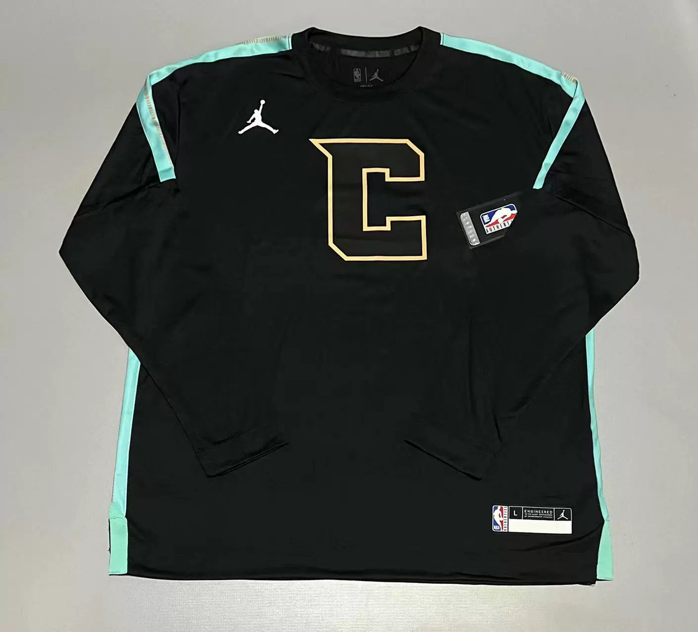 Charlotte Hornets GAME ISSUED Jordan NBA Authentics Dri-Fit Long Sleeve Shirt Men's - Black