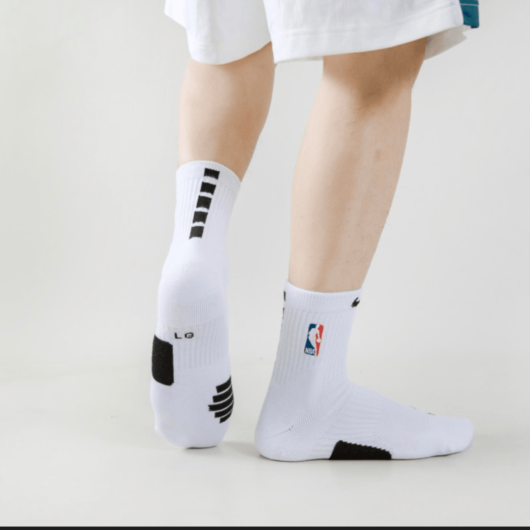 Nike NBA Elite Mid-Length Socks - White/Black